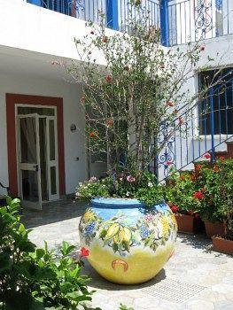 Hotel Isolabella Ventotene Exterior foto